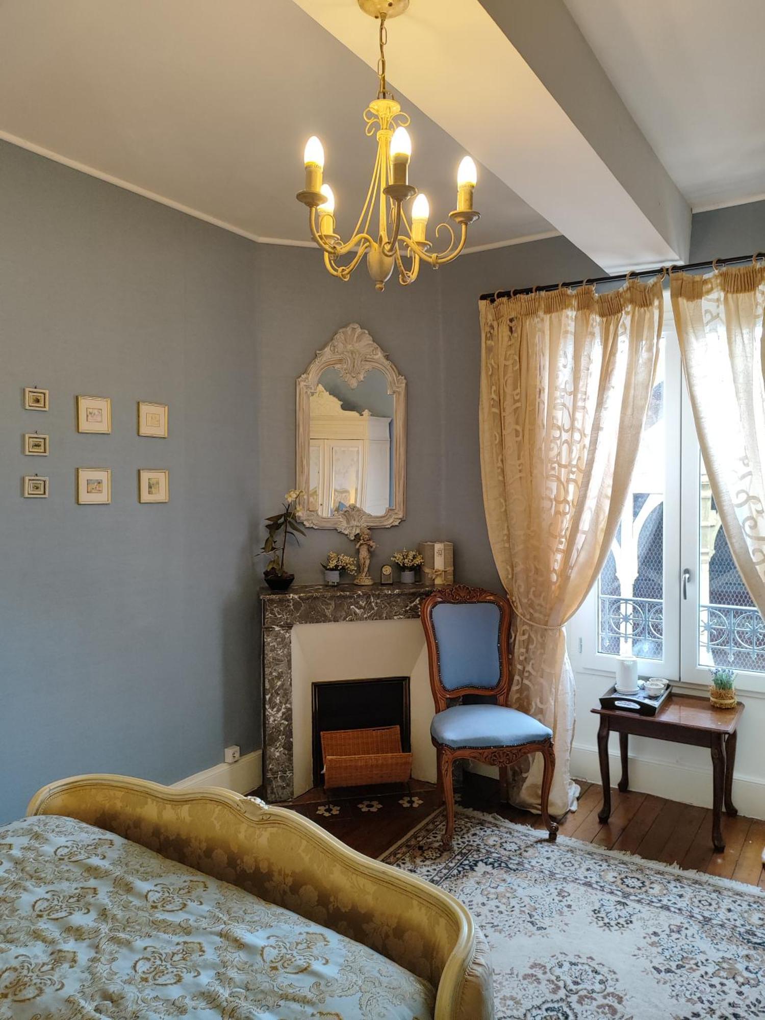 L'Entree Chambres D'Hotes Bar & Restaurant Кастийонес Экстерьер фото
